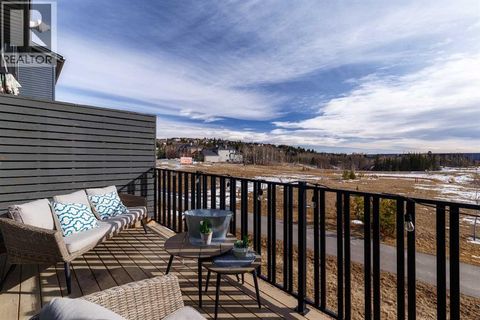 74 Spring Willow Close SW Calgary AB T3H6E8