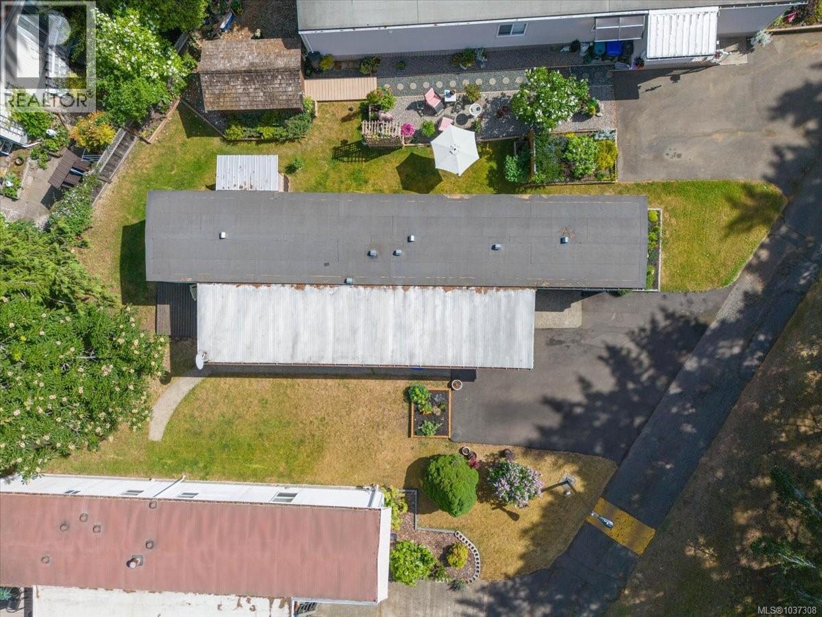 53 1247 Arbutus Rd