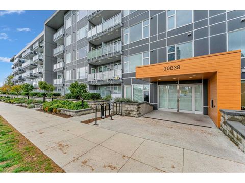 516 10838 WHALLEY BOULEVARD Surrey BC V3R0G8