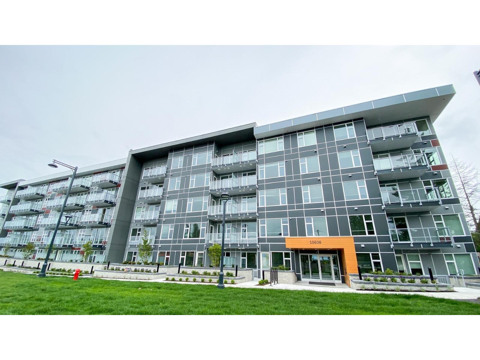 516 10838 WHALLEY BOULEVARD