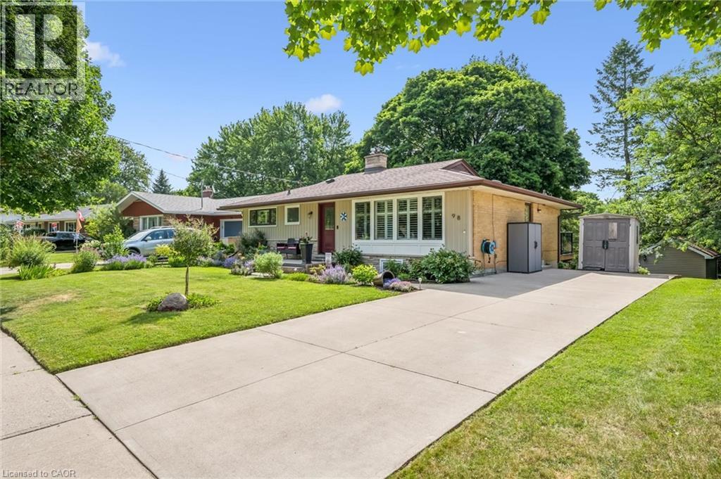98 STONYBROOK Drive