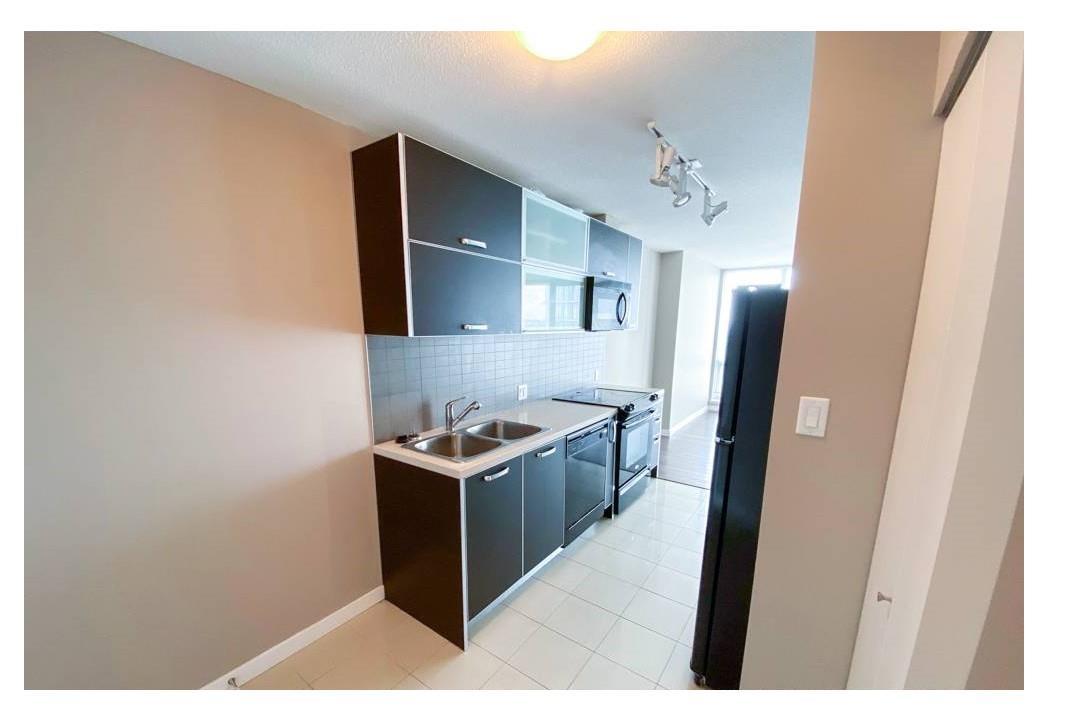 2410 9981 WHALLEY BOULEVARD