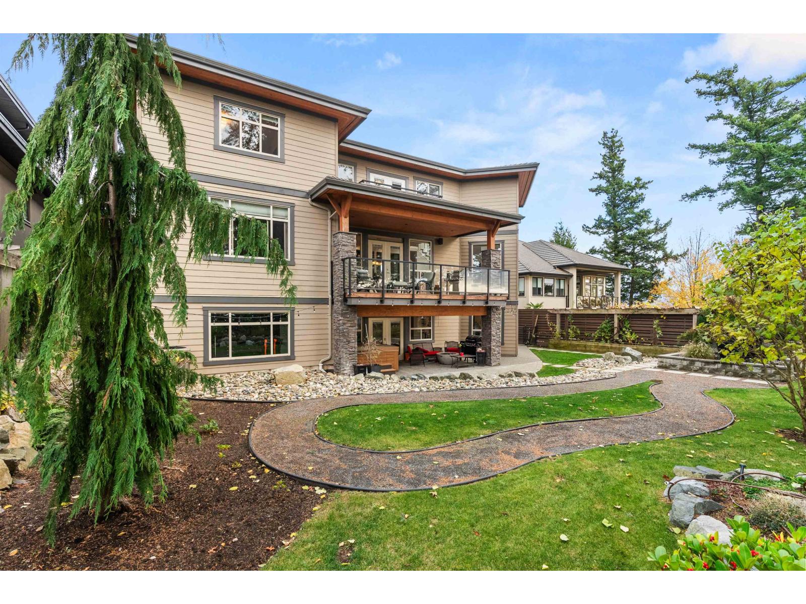 2453 EAGLE MOUNTAIN DRIVE