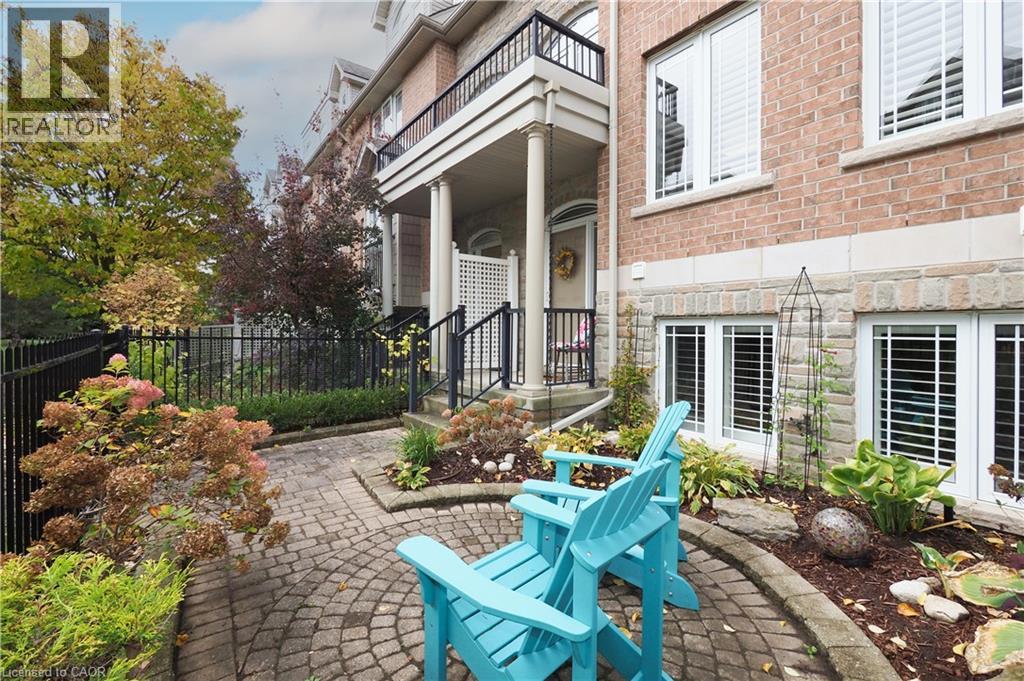 17 GROSVENOR Lane Unit# n/a