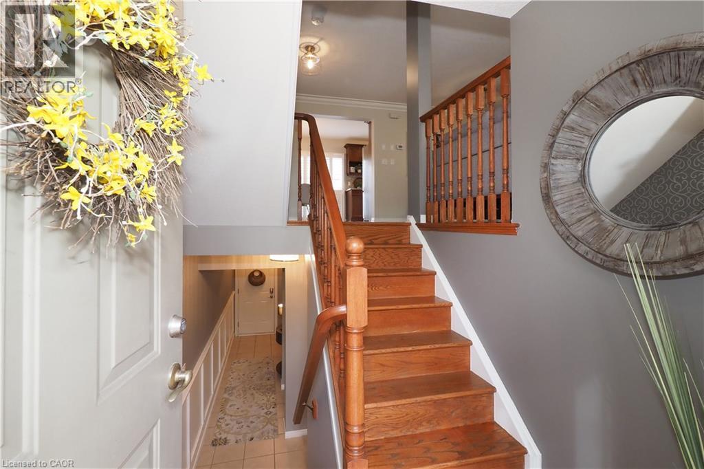 17 GROSVENOR Lane Unit# n/a