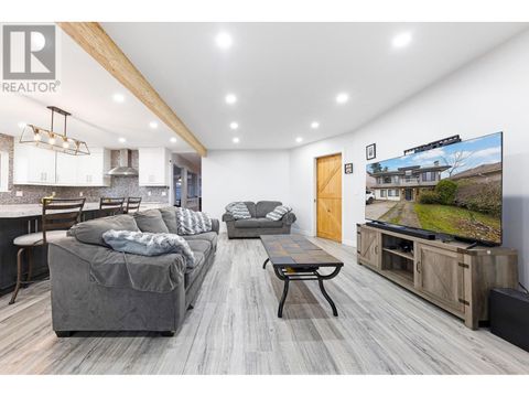 5649 LAUREL STREET Burnaby BC V5G1N4
