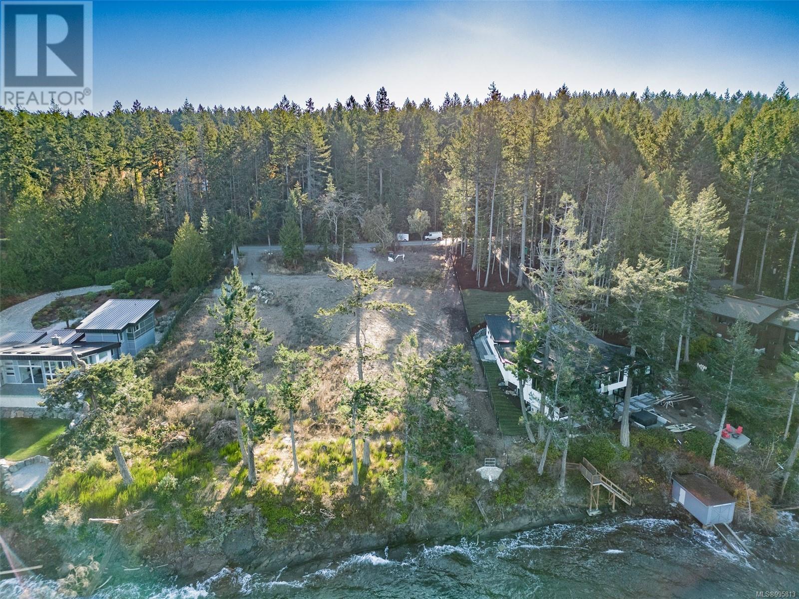 760 Lands End Rd