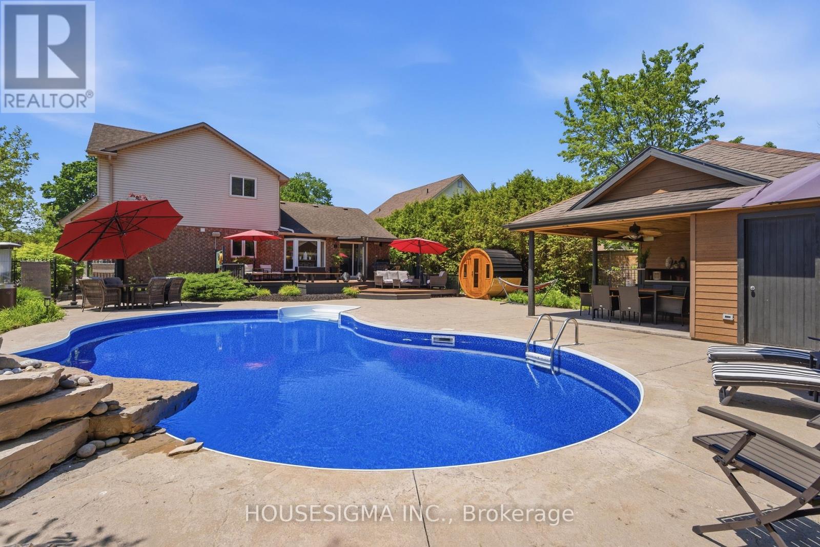 1 NEWPORT LANE