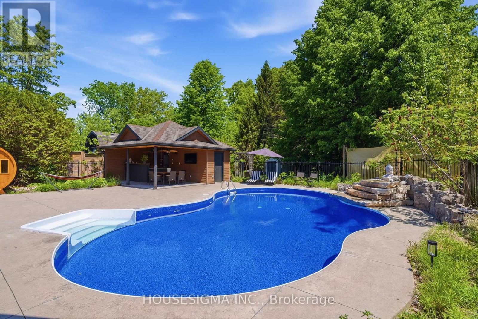 1 NEWPORT LANE
