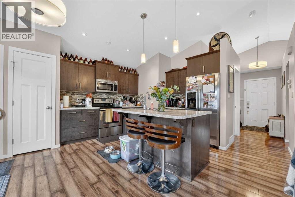 120 Mt Sundance Crescent W