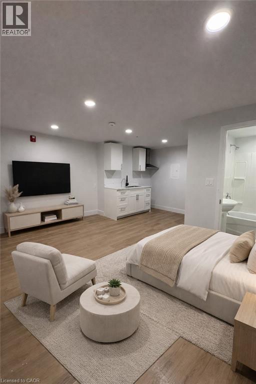 Photo 1 of 10 — 803 KING Street Unit# 6, Port Colborne, ON L3K4J3