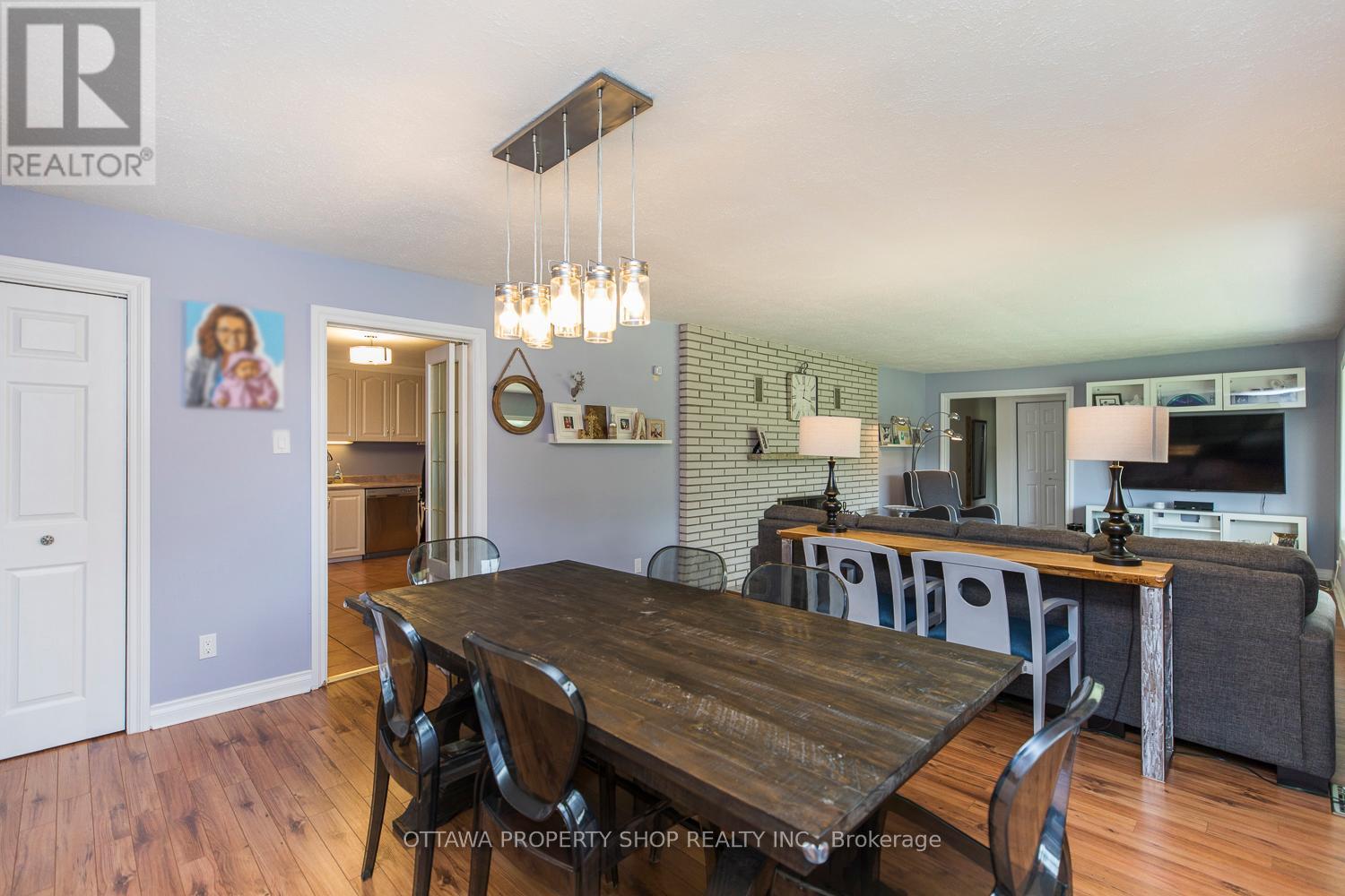 2428 GREYS CREEK ROAD