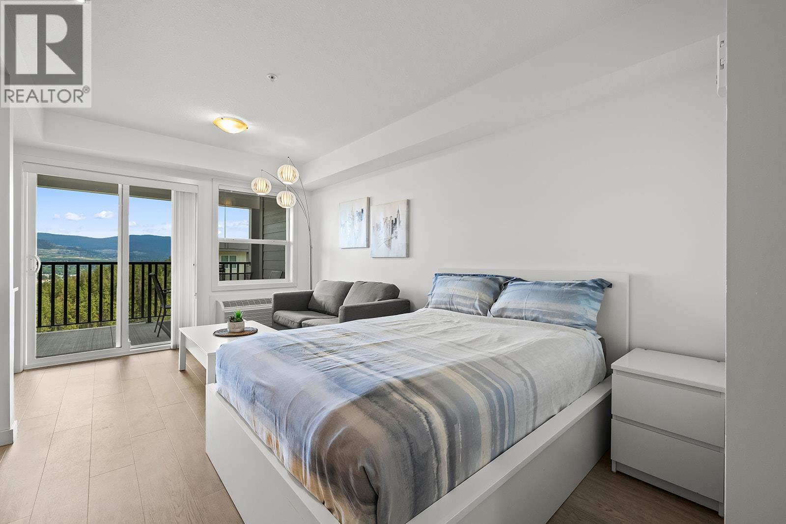 695 Academy Way Unit# 119