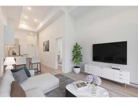 107 10829 140 STREET Surrey BC V3R0H4