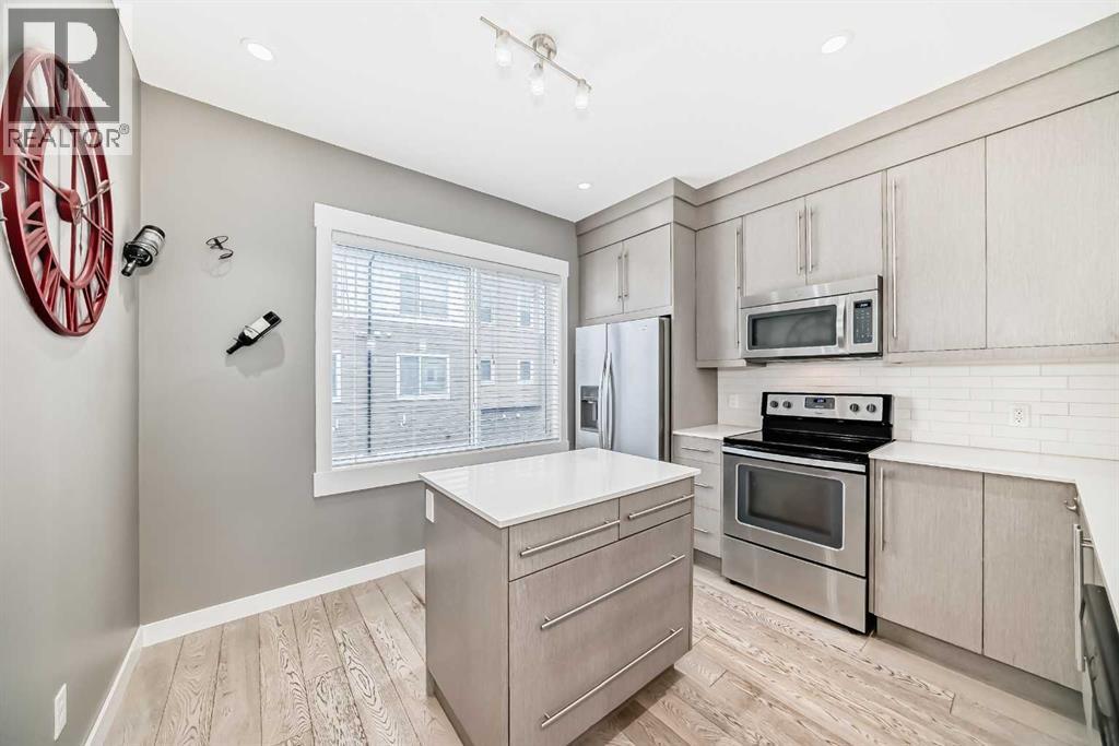 53, 111 Rainbow Falls