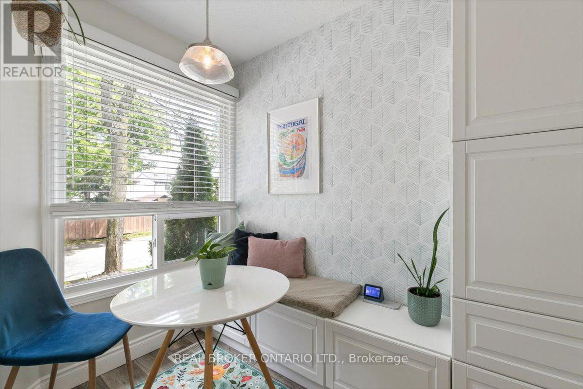 10 - 180 HIGHLAND CRESCENT