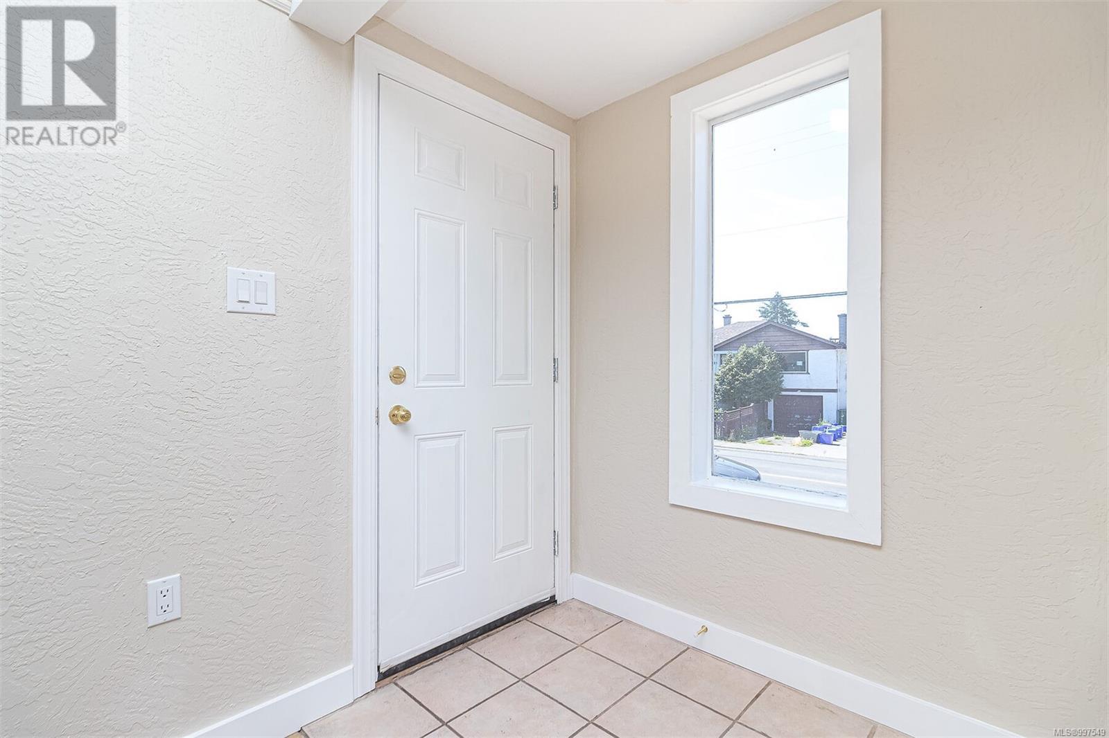 3003 Cedar Hill Rd