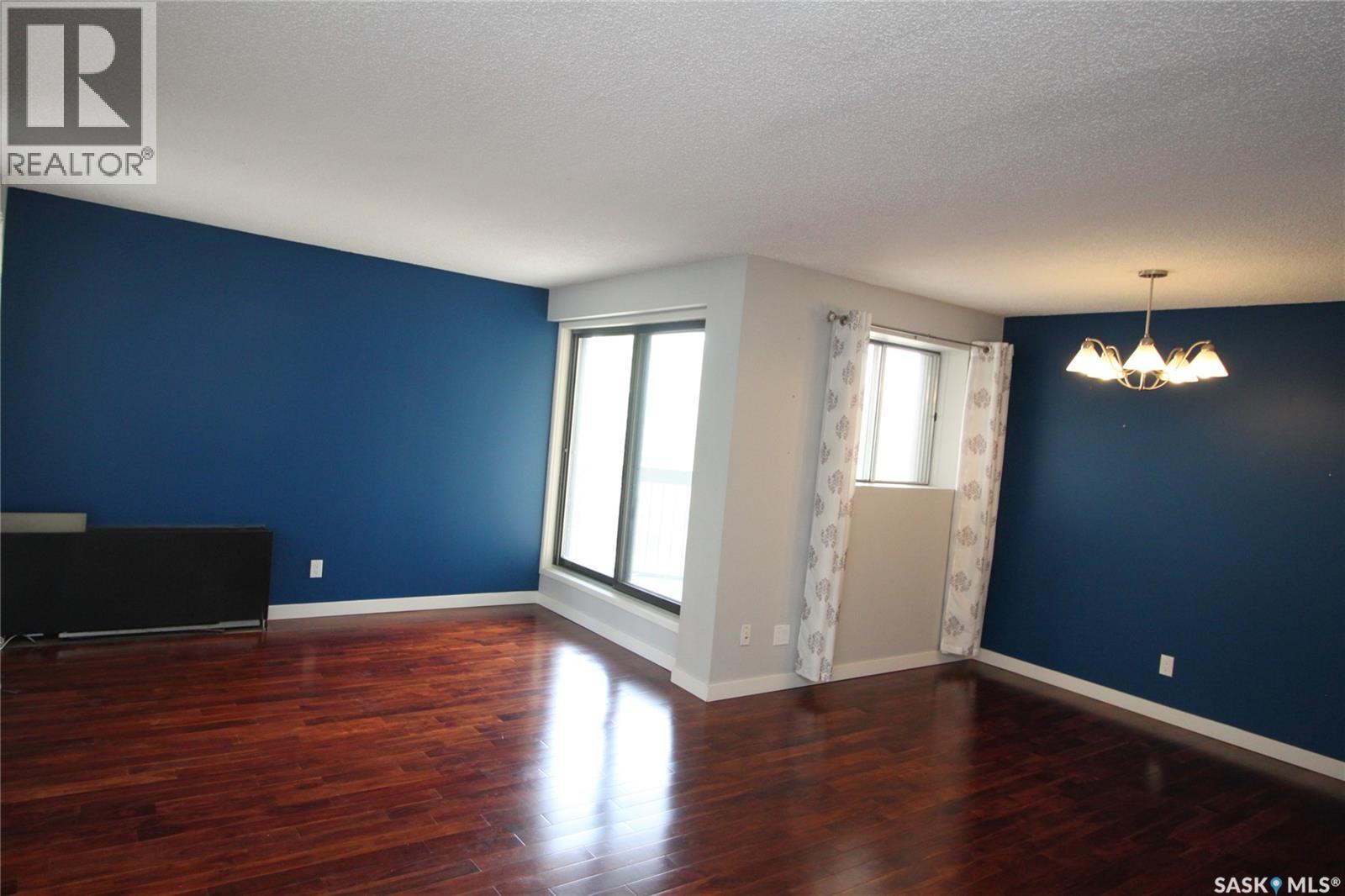 506 430 5th AVENUE N