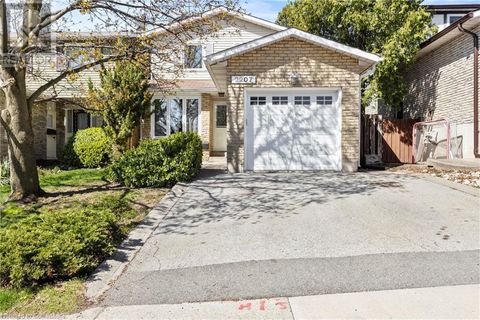 2207 MIDDLESMOOR Crescent Burlington ON L7P3X2