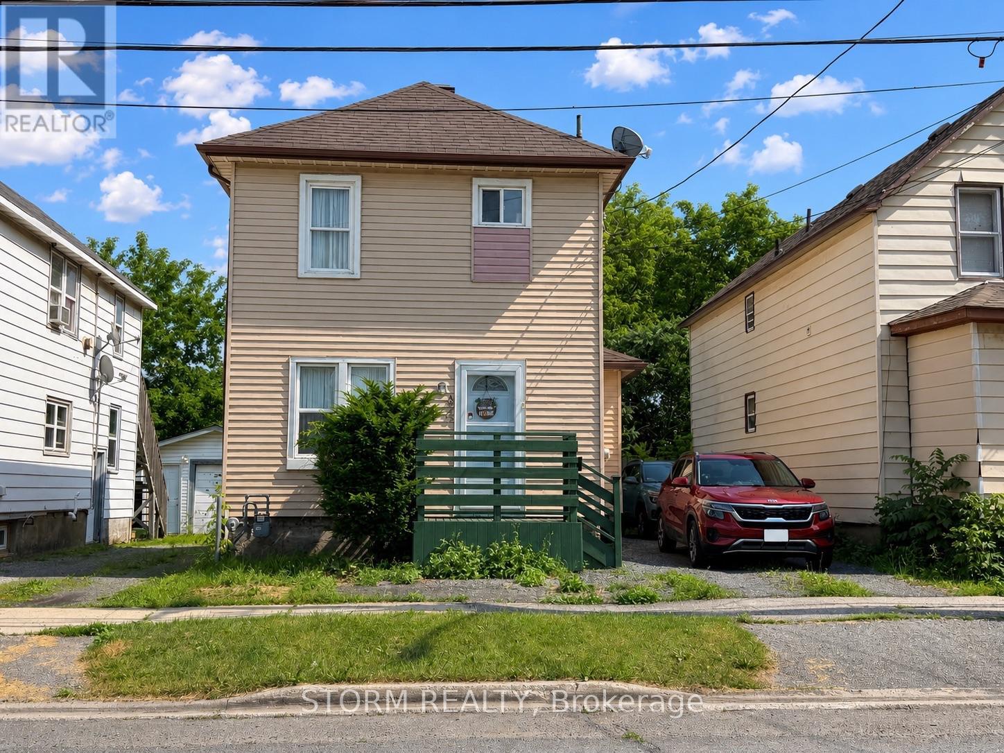 Photo 1 of 31 — 456 4TH STREET W, Cornwall, ON K6J2S9