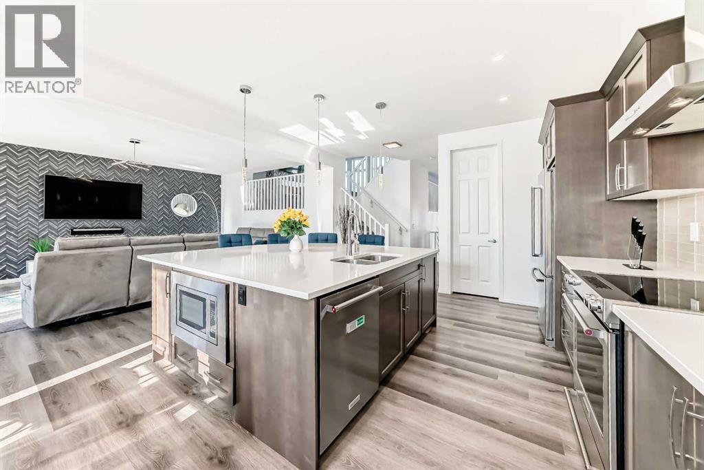 73 Carrington Circle NW