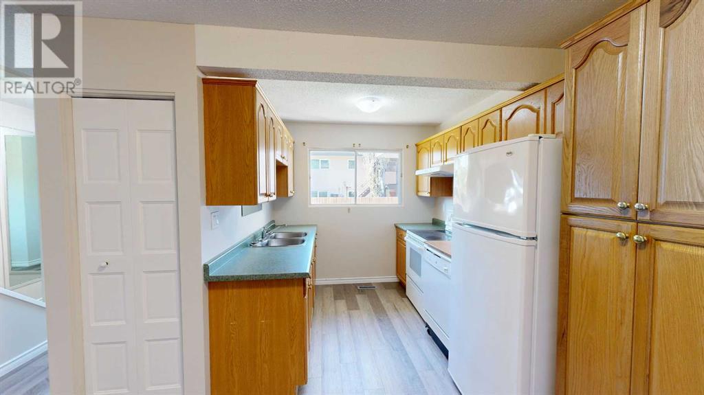 7, 115 Lafayette Boulevard W