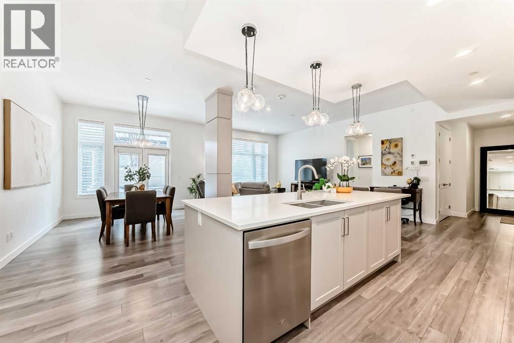 101, 10 Mahogany Circle SE