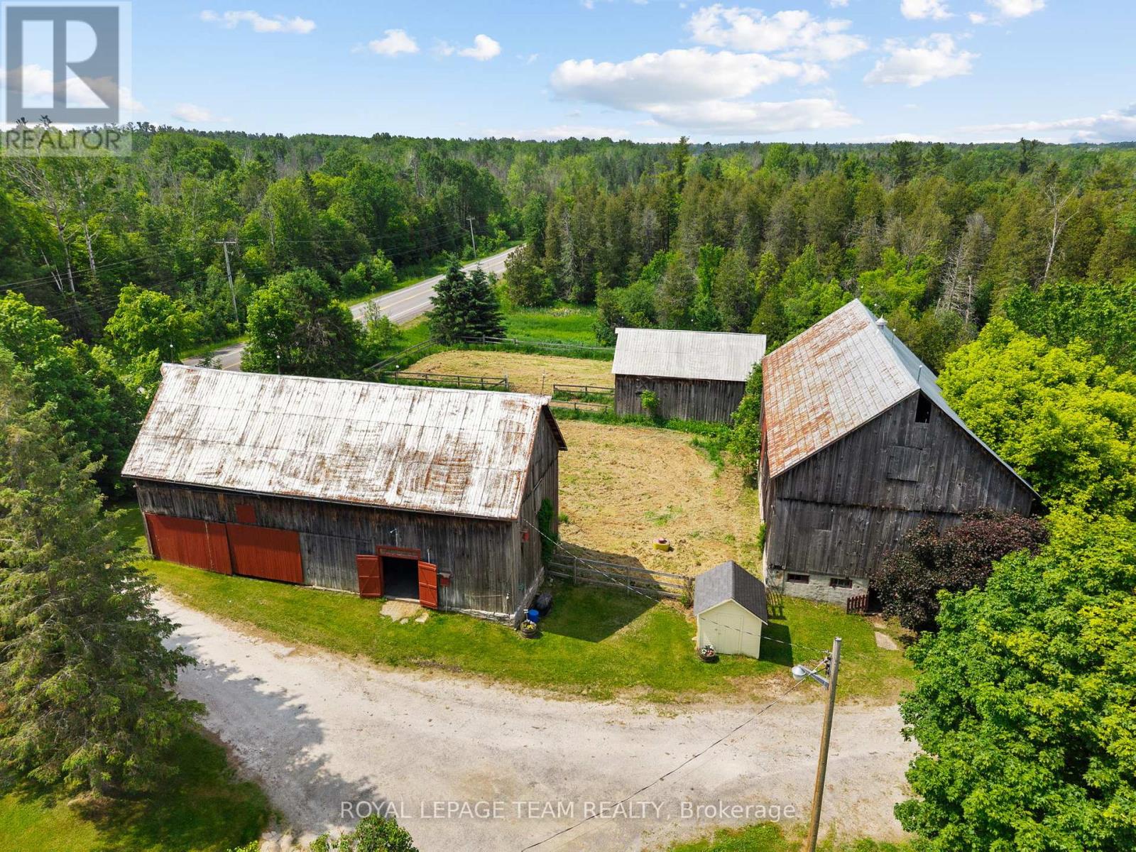2553 GALETTA SIDE ROAD