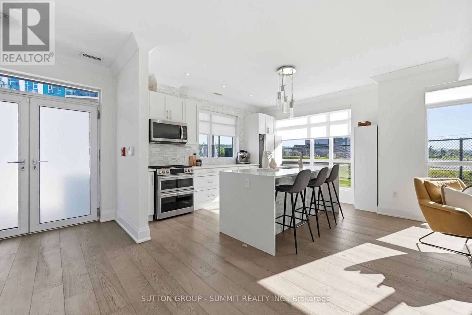 2 CONCORD PLACE