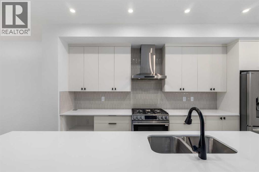 624 Rowmont Boulevard NW