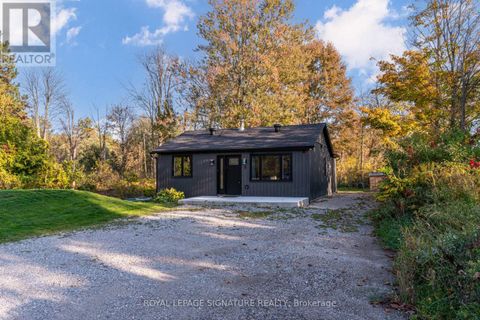 8 MOUNTSBERG ROAD Hamilton ON L0P1B0