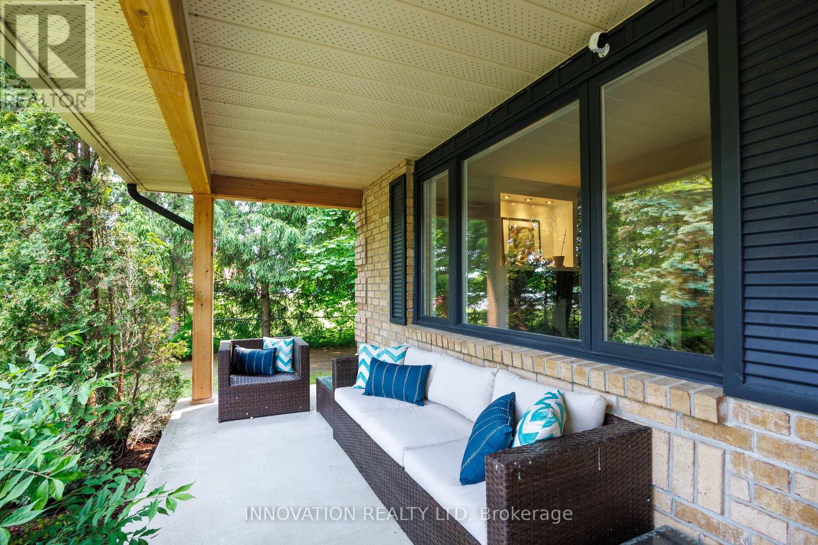 1098 CINDY HILL CRESCENT