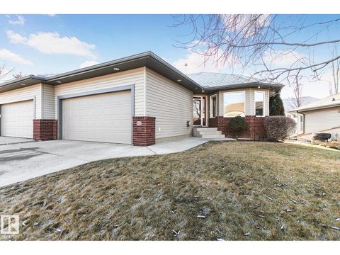 #29 18 CHARLTON WY Sherwood Park AB T8H2L6