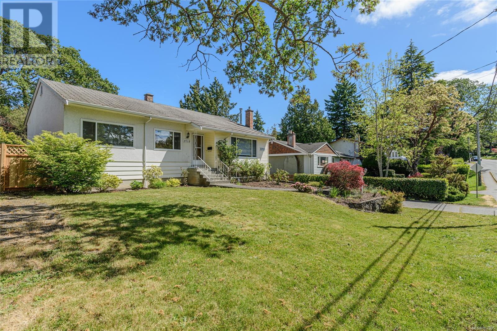 3715 Blenkinsop Rd