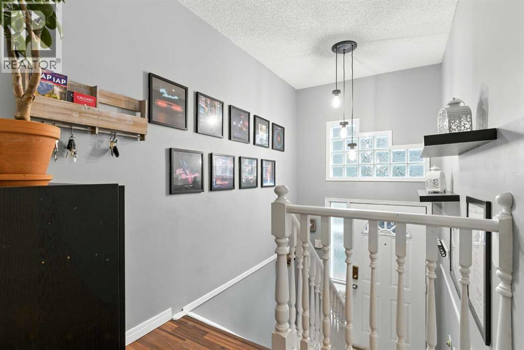 2, 2207 28 Street SW