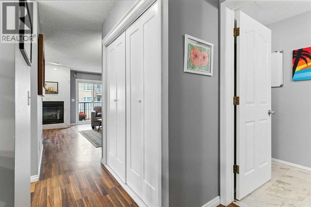 2, 2207 28 Street SW