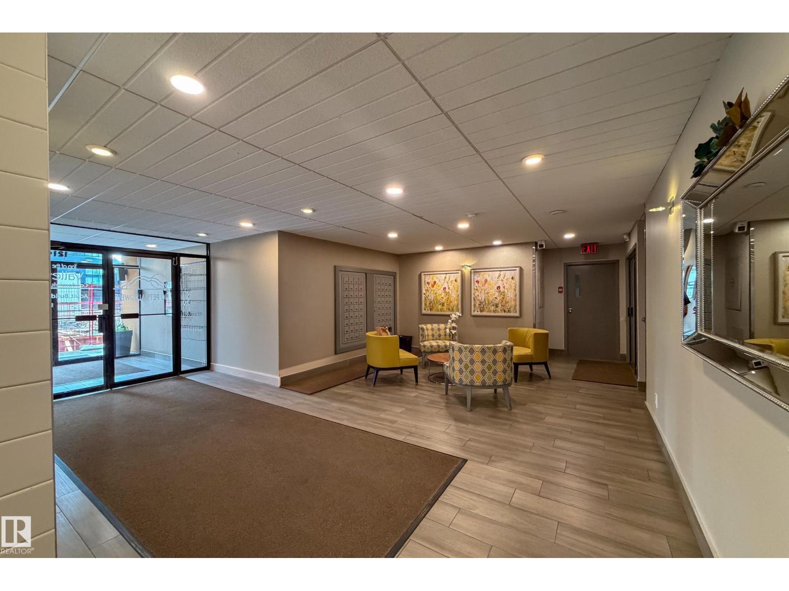 #906 12141 JASPER AV NW