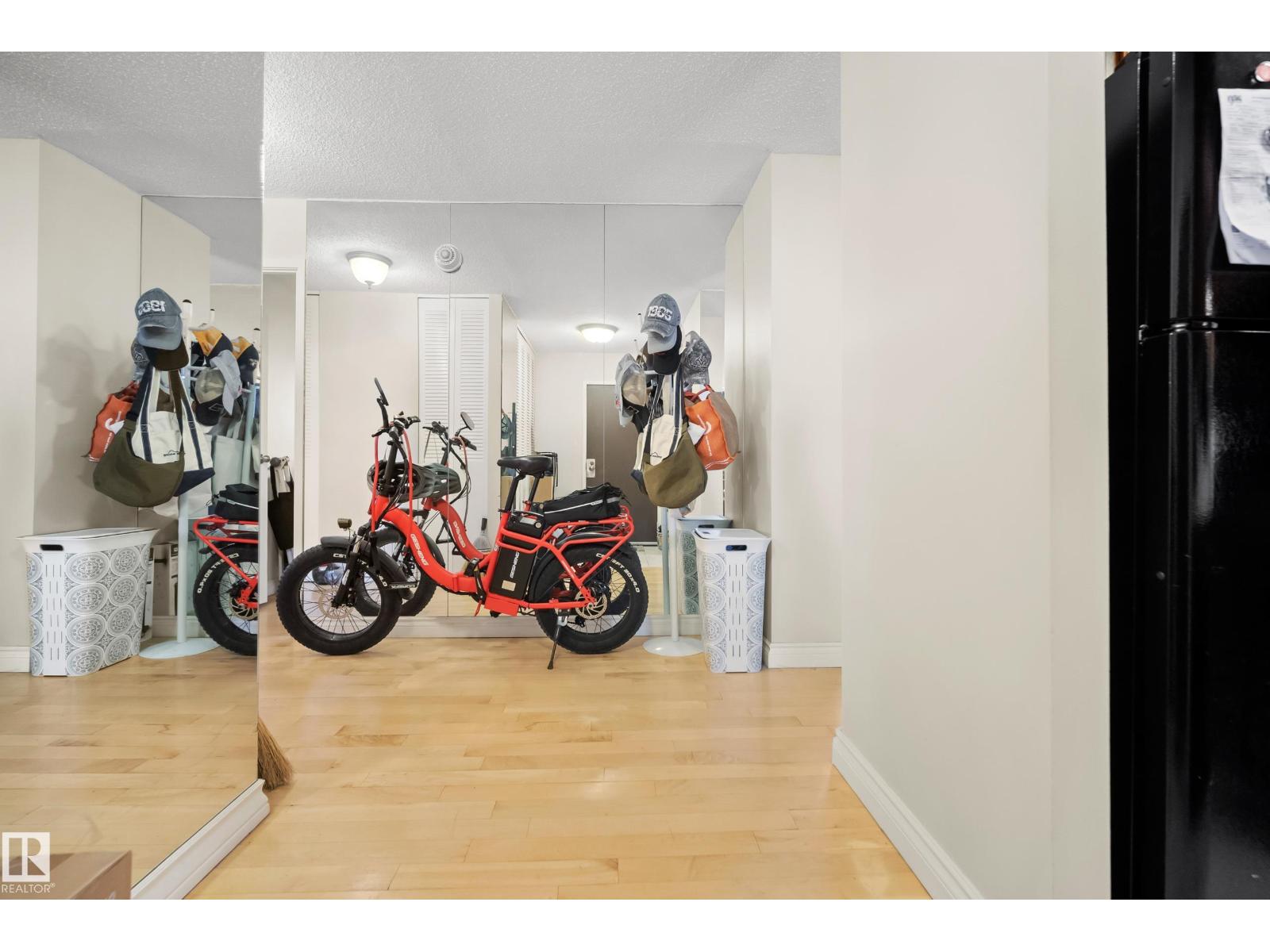 #906 12141 JASPER AV NW
