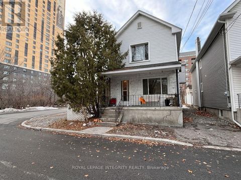 129 PAMILLA STREET Ottawa ON K1S3K9