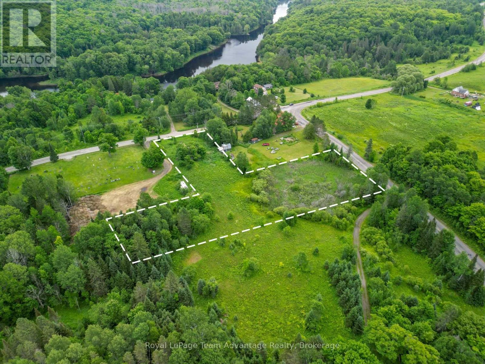 2 MAPLE ISLAND ROAD