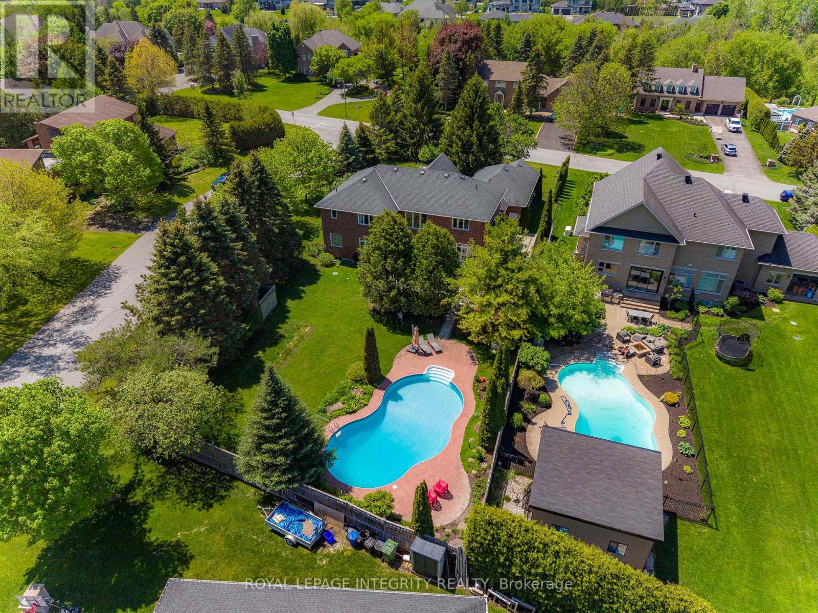 5589 CARRISON DRIVE