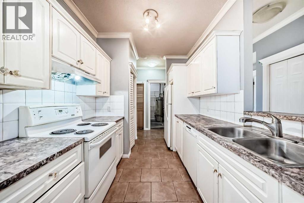 205, 7 Lineham Avenue