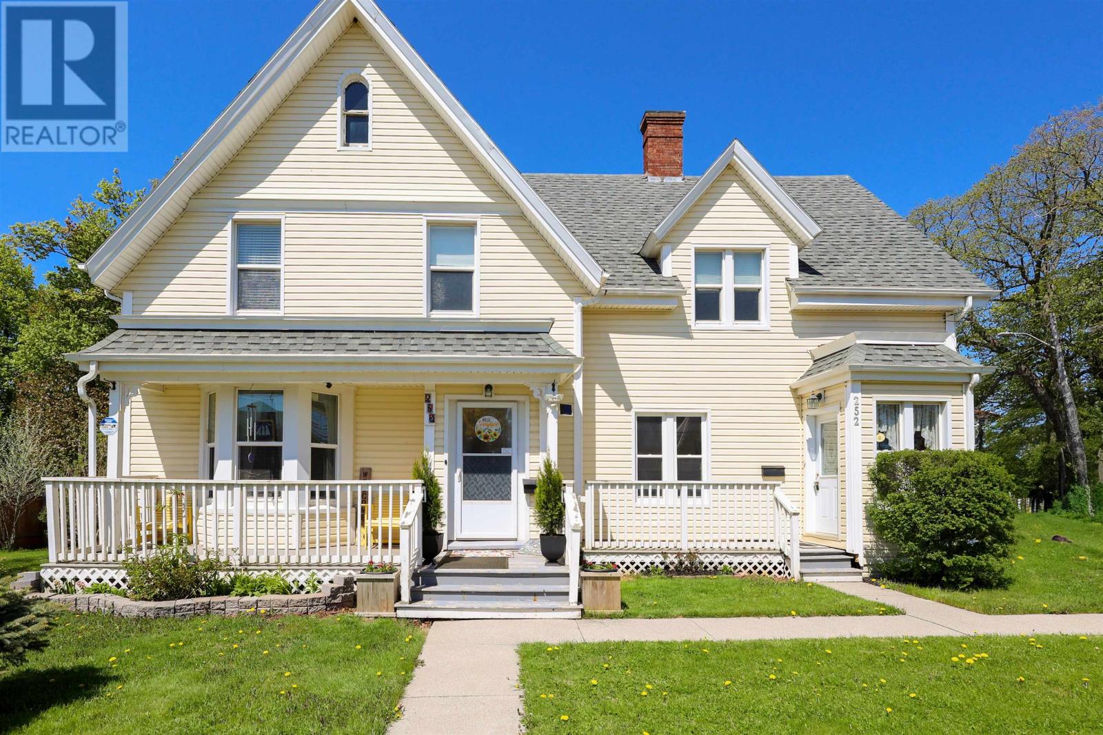 250-252 Central Street