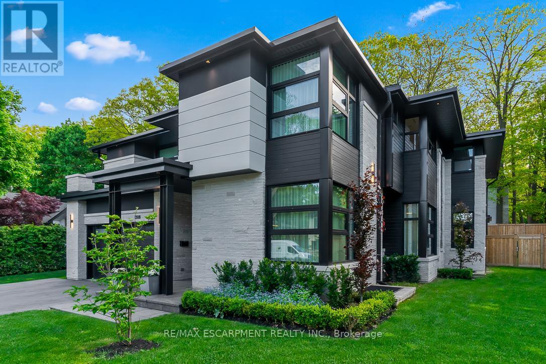 1308 GREENOAKS DRIVE