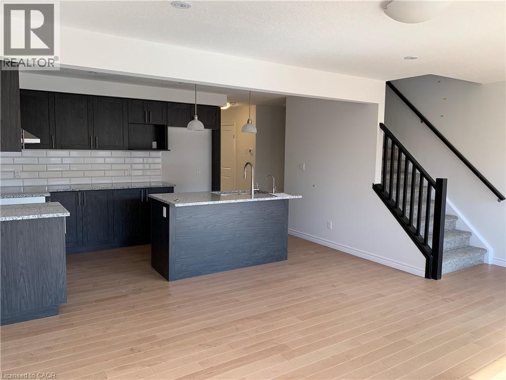 125 HOLLYBROOK Trail