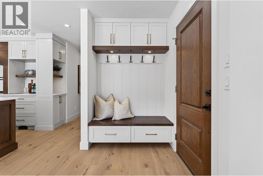 10619 Mapleglen Crescent SE