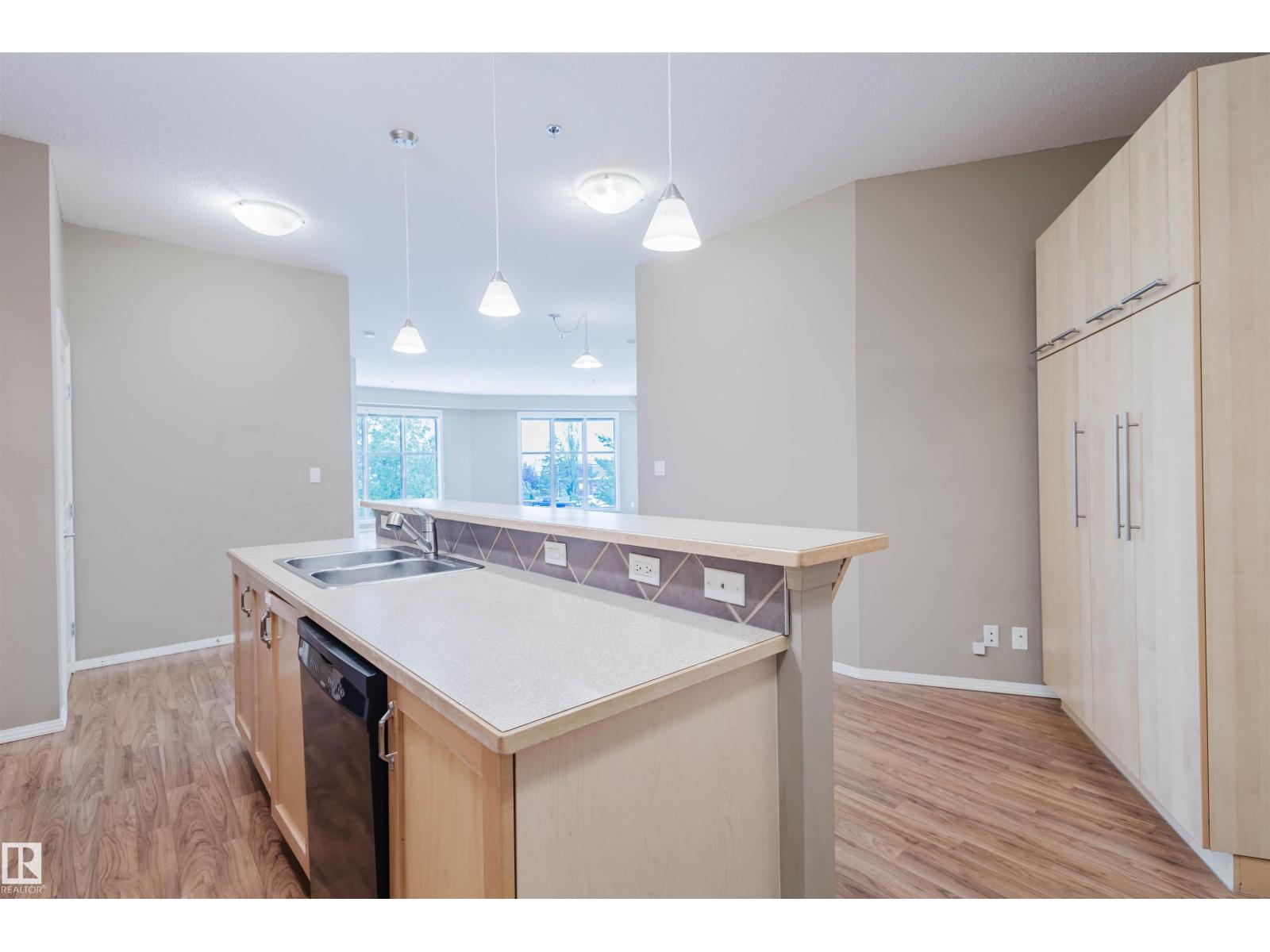 #223 4831 104A ST NW