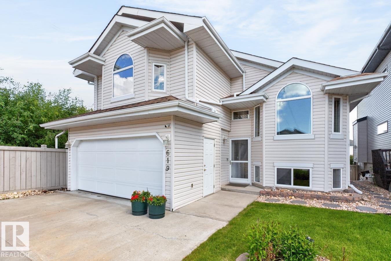 619 LAYTON CT NW