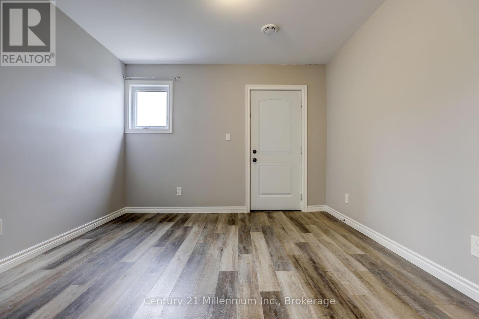 2 - 368 PRINCES STREET S