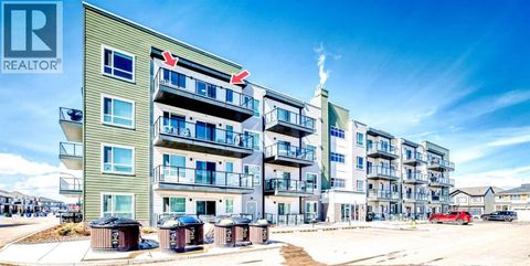 1402, 33 Carringham Gate NW Calgary AB T3P2H6